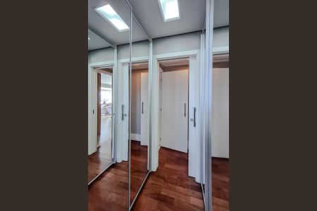 Apartamento à venda com 196m², 3 quartos e 3 vagas Apartamento à venda com 196m², 3 quartos e 3 vagasQuarto 3 - Suíte