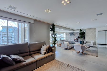 Apartamento à venda com 196m², 3 quartos e 3 vagas Apartamento à venda com 196m², 3 quartos e 3 vagasSala