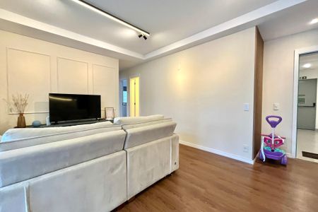 Apartamento à venda com 89m², 3 quartos e 1 vaga Apartamento à venda com 89m², 3 quartos e 1 vagaSala