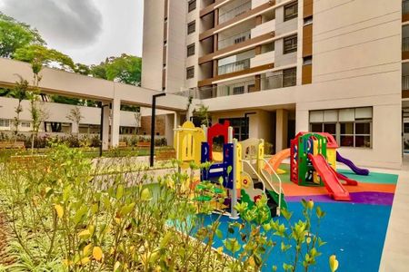 Apartamento à venda com 89m², 3 quartos e 1 vaga Apartamento à venda com 89m², 3 quartos e 1 vagaÁrea comum - Playground