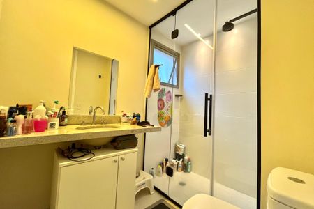 Apartamento à venda com 89m², 3 quartos e 1 vaga Apartamento à venda com 89m², 3 quartos e 1 vagaBanheiro da Suíte