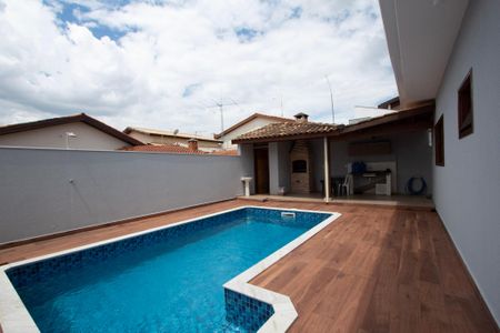 Casa de condomínio para alugar com 280m², 3 quartos e 4 vagasPiscina