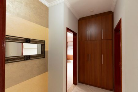 Casa de condomínio para alugar com 280m², 3 quartos e 4 vagasHall Acesso Suítes 