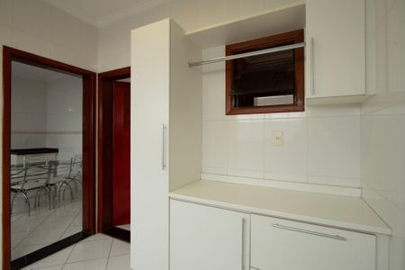 Casa de condomínio para alugar com 280m², 3 quartos e 4 vagasÁrea de Serviço