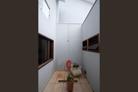 Casa de condomínio para alugar com 280m², 3 quartos e 4 vagasÁrea de Luz 