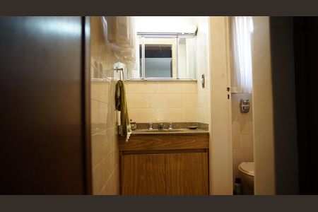 Casa à venda com 147m², 2 quartos e 6 vagasBanheiro da Suíte