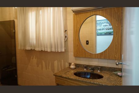 Casa à venda com 147m², 2 quartos e 6 vagasBanheiro Social