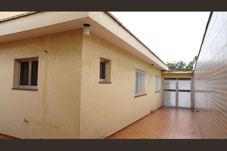 Casa à venda com 147m², 2 quartos e 6 vagasGaragem