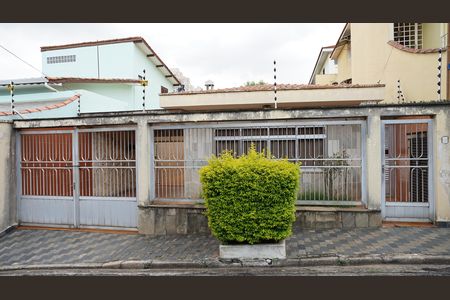 Casa à venda com 147m², 2 quartos e 6 vagasFrente Casa