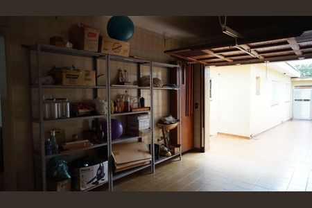 Casa à venda com 147m², 2 quartos e 6 vagasGaragem