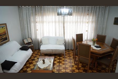 Casa à venda com 147m², 2 quartos e 6 vagasSala de Jantar