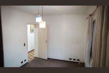 Casa à venda com 147m², 2 quartos e 6 vagasQuarto