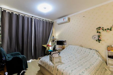 Casa de condomínio para alugar com 330m², 4 quartos e 5 vagasSuíte 2