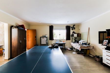 Casa de condomínio para alugar com 330m², 4 quartos e 5 vagasSuíte 1