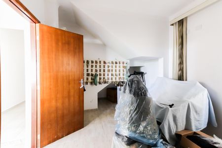 Casa de condomínio para alugar com 330m², 4 quartos e 5 vagasSuite 3