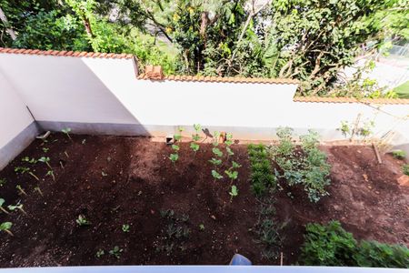 Casa de condomínio para alugar com 330m², 4 quartos e 5 vagasHorta