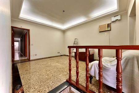 Apartamento à venda com 7 quartos, 266m² em Saúde, Rio de Janeiro