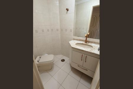 Banheiro de apartamento à venda com 4 quartos, 159m² em Vila Suzana, São Paulo