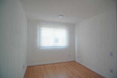 Sala de apartamento à venda com 2 quartos, 41m² em Sarandi, Porto Alegre