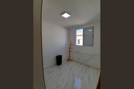 Quarto de apartamento para alugar com 2 quartos, 52m² em Estância Guatambu, Itaquaquecetuba