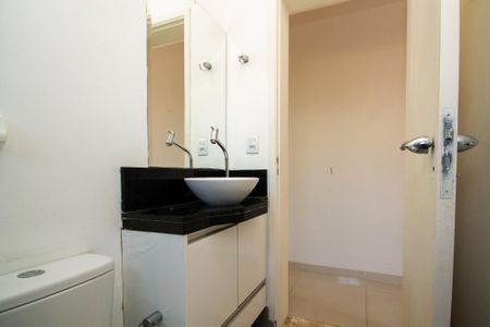 Casa de condomínio para alugar com 180m², 3 quartos e 2 vagas Casa de condomínio para alugar com 180m², 3 quartos e 2 vagasBanheiro Suíte