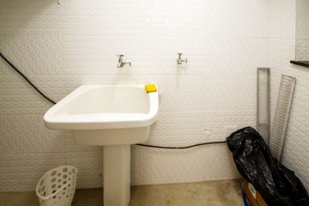 Casa de condomínio para alugar com 180m², 3 quartos e 2 vagas Casa de condomínio para alugar com 180m², 3 quartos e 2 vagasLavanderia