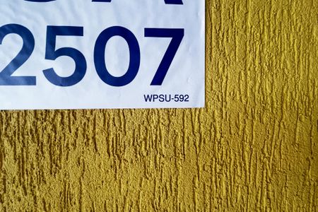 Casa de condomínio para alugar com 180m², 3 quartos e 2 vagas Casa de condomínio para alugar com 180m², 3 quartos e 2 vagasPlaca