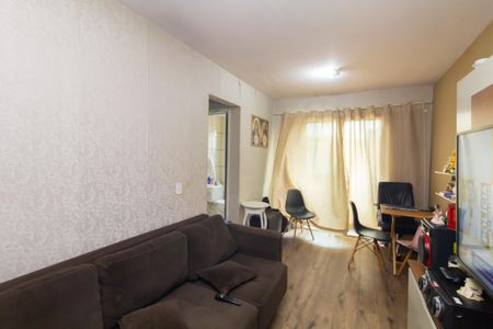Sala de apartamento à venda com 2 quartos, 52m² em Vila Carmosina, São Paulo