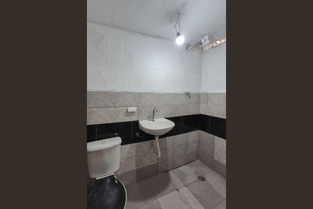 Banheiro Social de casa para alugar com 1 quarto, 68m² em Jardim Independencia, São Bernardo do Campo