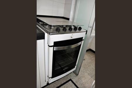 Apartamento para alugar com 67m², 3 quartos e 1 vaga Apartamento para alugar com 67m², 3 quartos e 1 vagaDetalhe - Cozinha