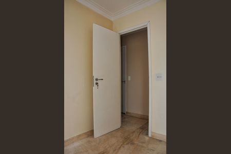 Apartamento para alugar com 67m², 3 quartos e 1 vaga Apartamento para alugar com 67m², 3 quartos e 1 vagaDetalhe - Quarto 03