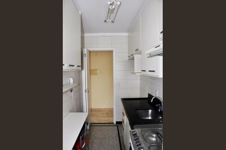 Apartamento para alugar com 67m², 3 quartos e 1 vaga Apartamento para alugar com 67m², 3 quartos e 1 vagaDetalhe - Cozinha