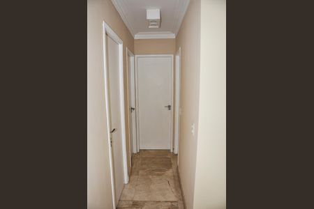 Apartamento para alugar com 67m², 3 quartos e 1 vaga Apartamento para alugar com 67m², 3 quartos e 1 vagaDetalhe - Corredor Quartos