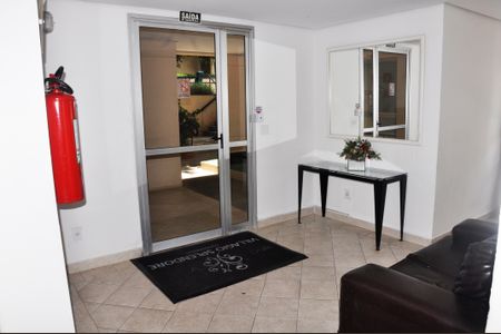 Apartamento para alugar com 67m², 3 quartos e 1 vaga Apartamento para alugar com 67m², 3 quartos e 1 vagaHall de entrada