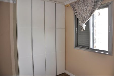 Apartamento para alugar com 67m², 3 quartos e 1 vaga Apartamento para alugar com 67m², 3 quartos e 1 vagaDetalhe - Quarto 02