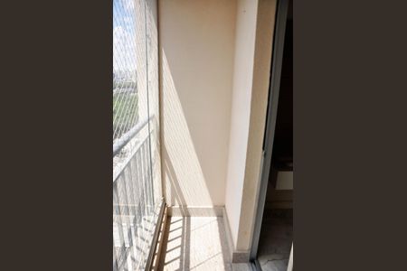 Apartamento para alugar com 67m², 3 quartos e 1 vaga Apartamento para alugar com 67m², 3 quartos e 1 vagaDetalhe - Varanda da Sala e Sala de Jantar