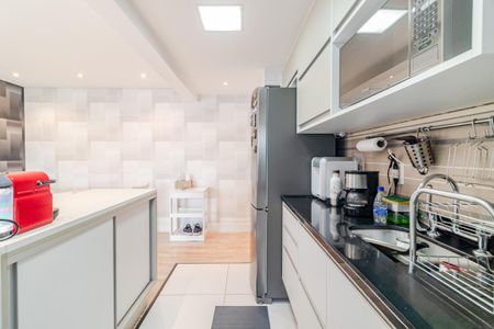 Apartamento para alugar com 80m², 2 quartos e 2 vagasCozinha