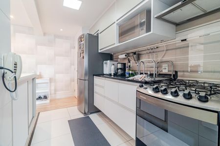 Apartamento para alugar com 80m², 2 quartos e 2 vagasCozinha