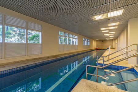 Apartamento para alugar com 80m², 2 quartos e 2 vagasÁrea comum - Piscina