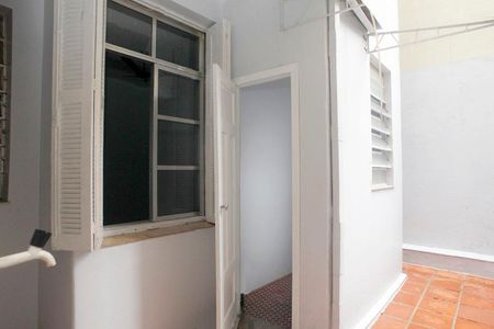 Apartamento à venda com 67m², 2 quartos e sem vagaÁrea de Serviço