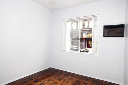 Quarto 1 de apartamento à venda com 2 quartos, 67m² em Cidade Baixa, Porto Alegre