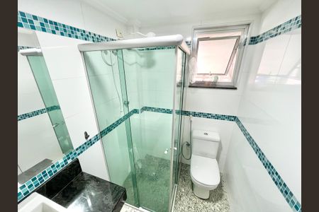 Apartamento para alugar com 85m², 2 quartos e sem vagaBanheiro