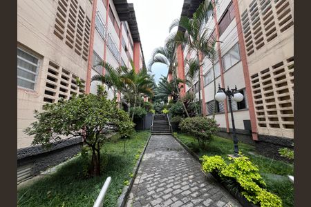 Apartamento para alugar com 85m², 2 quartos e sem vagaÁrea externa