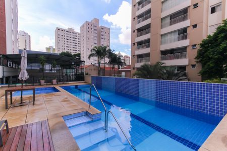 Apartamento à venda com 85m², 2 quartos e 2 vagas Apartamento à venda com 85m², 2 quartos e 2 vagasÁrea comum - Piscina