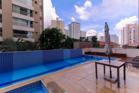 Apartamento à venda com 85m², 2 quartos e 2 vagas Apartamento à venda com 85m², 2 quartos e 2 vagasÁrea comum - Piscina
