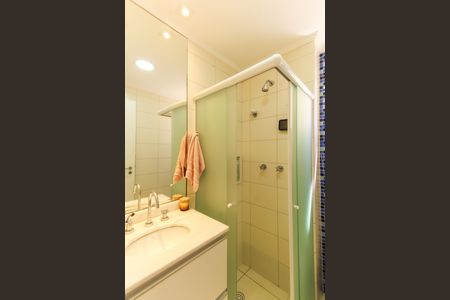 Apartamento à venda com 85m², 2 quartos e 2 vagas Apartamento à venda com 85m², 2 quartos e 2 vagasBanheiro da Suíte 1