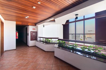 Apartamento para alugar com 96m², 3 quartos e 1 vagaCorredor