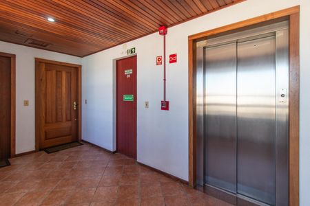 Apartamento para alugar com 96m², 3 quartos e 1 vagaElevador