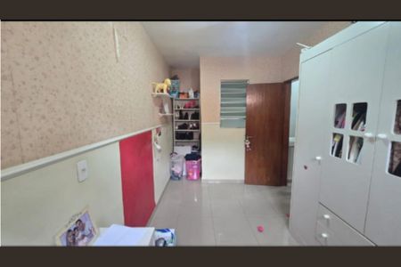 Quarto de casa para alugar com 2 quartos, 45m² em Parque Residencial Cocaia, São Paulo