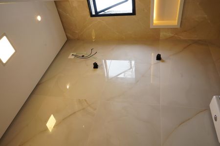 Casa à venda com 96m², 3 quartos e 4 vagasBanheiro da Suíte 3